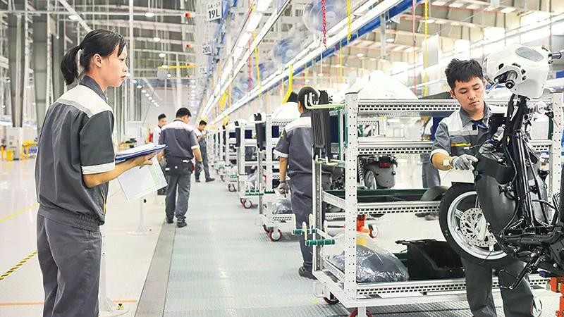 Resolution No.02 has been promulgated with the aim of forming new drivers of economic growth.