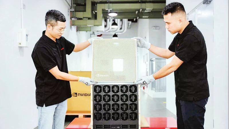 Viettel’s Data Services and Artificial Intelligence Centre, for instance, is operating supercomputing systems to develop Vietnamese AI models.