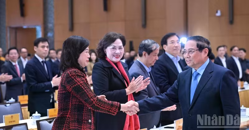 Prime Minister Pham Minh Chinh, who is also Chairman of the Central Council for Emulation and Commendation,