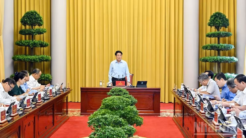State President Luong Cuong speaks at the meeting (Photo: NDO)