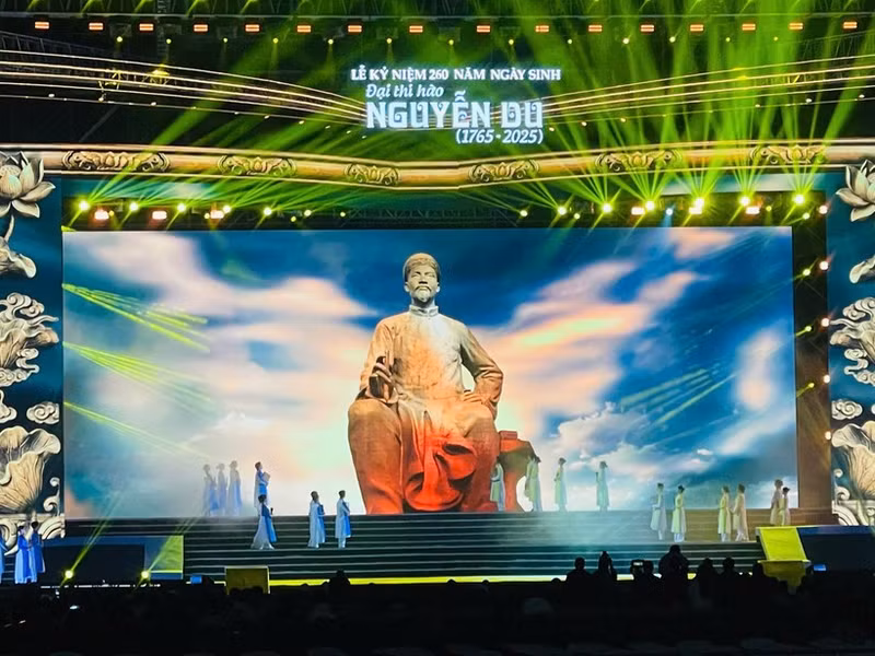 The commemoration ceremony featured numerous meaningful activities.