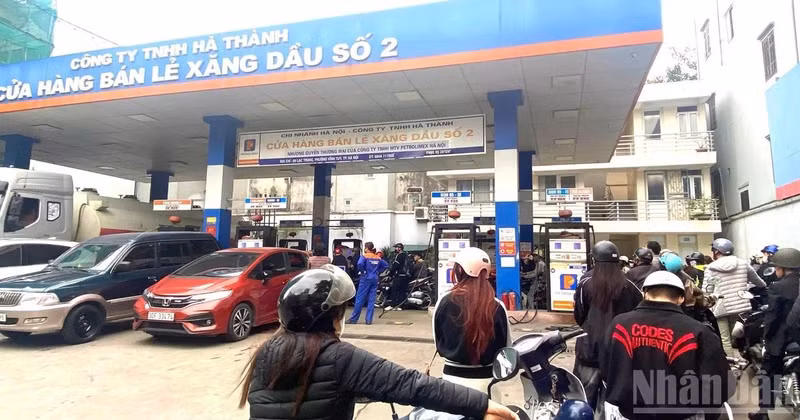 Domestic fuel supplies in Viet Nam have remained largely stable thanks to close coordination among ministries, sectors and enterprises, together with flexible regulatory policies.