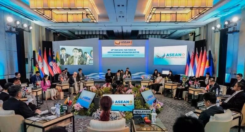 An overview of the 49th Meeting of the High-Level Task Force on ASEAN Economic Integration (HLTF-EI 49).