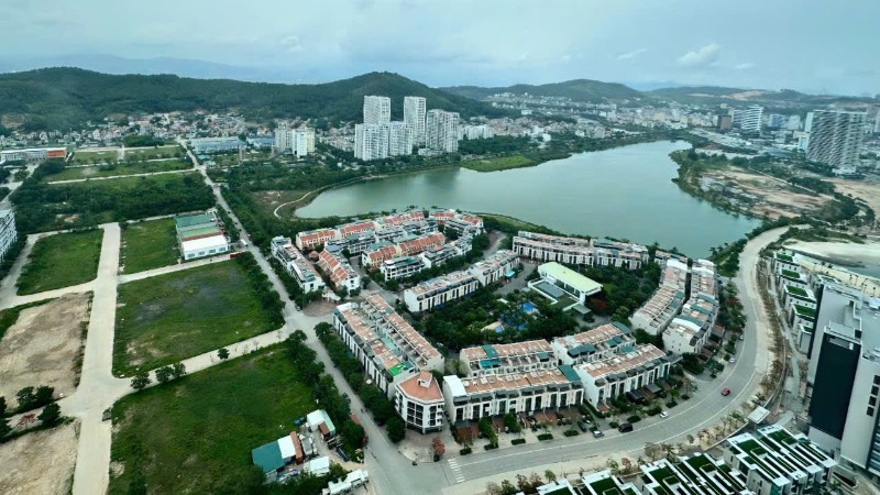 A corner of Ha Long Ward, Quang Ninh Province.