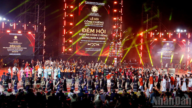 The Southeast Asian Gong Harmony Night 2025 brings vibrant rhythms to Da Lat. (Photo: NDO)