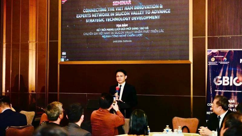 Vo Xuan Hoai, Deputy Director of the NIC, speaks at the event.