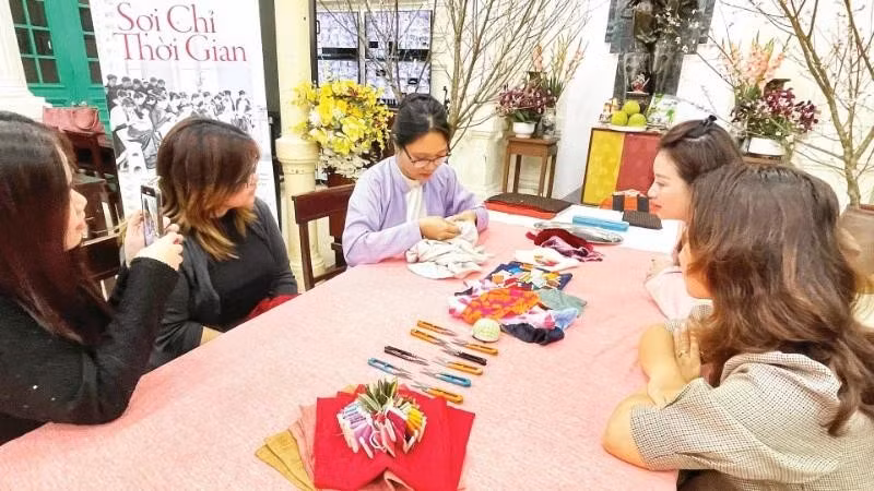 A needlework practice session within the “Threads of Time” project.
