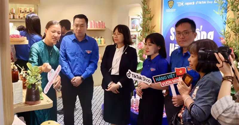 The opening ceremony of the third “Vitality of Vietnamese Goods” programme.