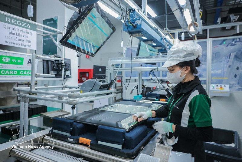 Regza Viet Nam Electronics Co., Ltd. (fully invested by Taiwan, China) installs four modern production lines in 2024. (Photo: VNA) 