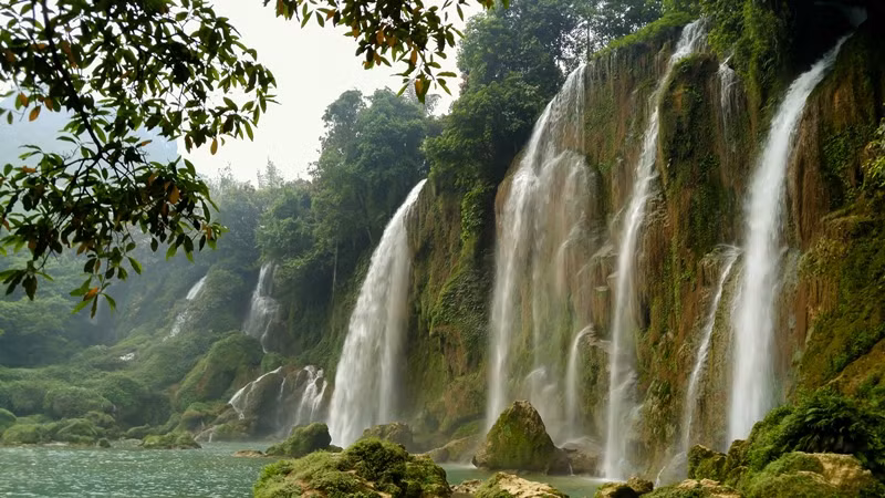 Ban Gioc waterfall – a landmark at the national frontier ảnh 6