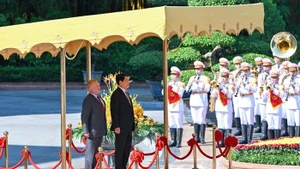 State President Luong Cuong hosted an official welcome ceremony in Ha Noi on November 12 afternoon for King Abdullah II Ibn Al Hussein of the Hashemite Kingdom of Jordan, who is on a two-day official visit to Viet Nam. (Photo: VNA)