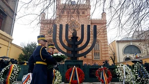 Soldiers attend a wreath-laying ceremony commemorating Holocaust victims at the Choral Temple on the occasion of International Holocaust Remembrance Day in Bucharest, Romania, on Jan. 26, 2026. January 27 is designated by the United Nations as International Holocaust Remembrance Day, a time to remember the six million Jews who perished in the Holocaust during the Second World War. (Photo: Xinhua)