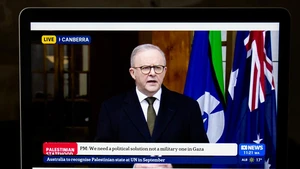 This laptop screen shows a broadcast of Australian Prime Minister Anthony Albanese's press conference on Aug. 11, 2025. Albanese said on Monday that Australia will officially recognize the State of Palestine at the 80th session of the United Nations General Assembly in September. (Photo: Xinhua)