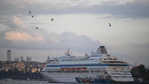 This file photo taken on Nov. 24, 2025 shows the cruise ship Astoria Grande docked in Istanbul, Türkiye. Foreign tourist arrivals in Türkiye reached 2.8 million in November, highlighting the country's sustained tourism growth, as the total number of foreign visitors reached 50.06 million in the first 11 months of the year, according to statistics released by the Ministry of Culture and Tourism on December 22. (Photo: Xinhua)