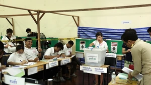 Staff members work at a polling station during an early voting for Thailand's House of Representatives election at the National Stadium in Bangkok, Thailand, on Feb. 1, 2026. Early voting for Thailand's House of Representatives election started at 8 a.m. local time on Sunday, with more than 2 million eligible voters unable to cast their ballots on the official polling day of Feb. 8 participating in the process. (Photo: Xinhua)