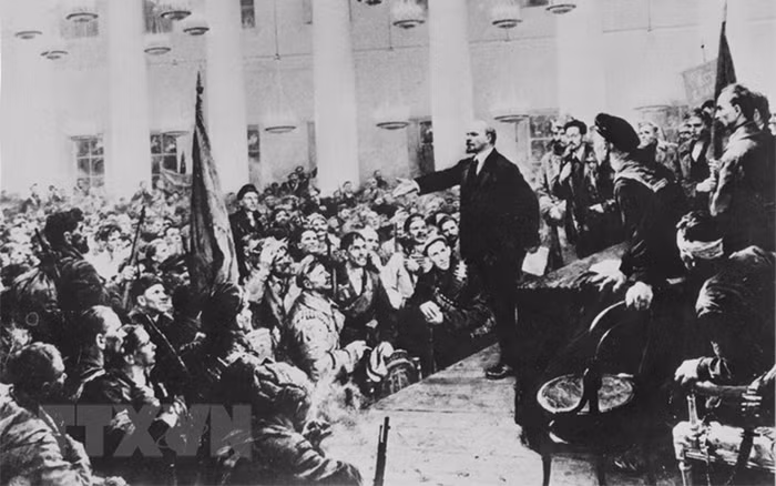 Major milestones of Russian October Revolution through photos ảnh 12