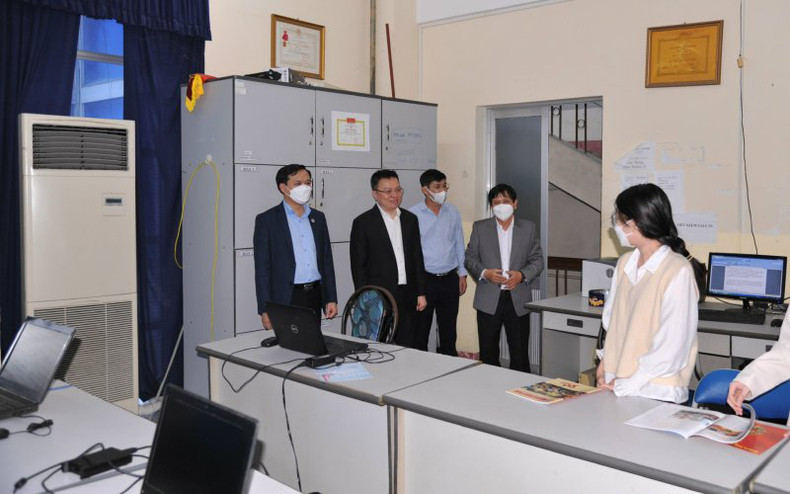 Nhan Dan Newspaper Editor-in-Chief Le Quoc Minh works in Phu Yen ảnh 5 Nhan Dan Newspaper Editor-in-Chief Le Quoc Minh works in Phu Yen ảnh 5