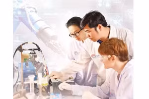 Many educational institutions are developing high-quality training systems for technology talent.
