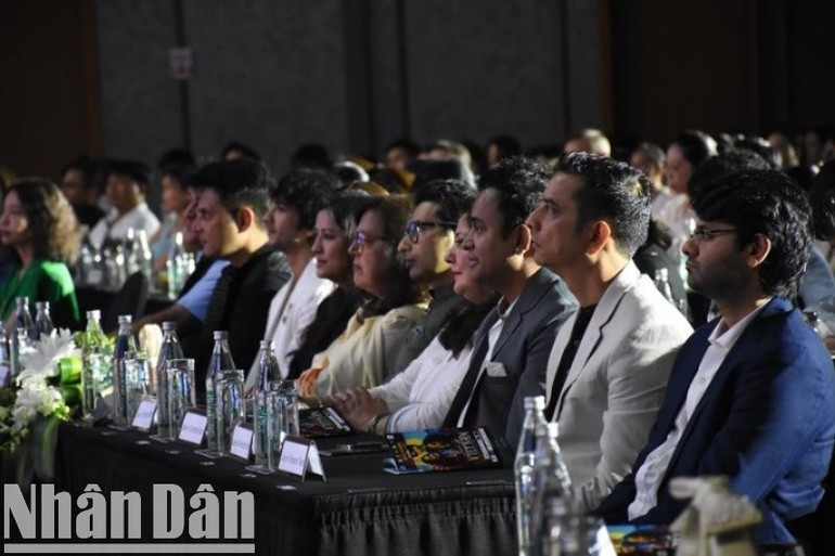 The screening was attended by many guests from India. (Photo: ANH DAO) dsc-0877-4324.jpg