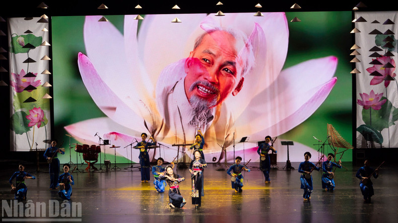 A singing and dancing performance at the art programme “Colours of Culture”.