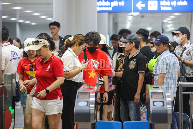 For many City residents, the metro is not only a means of transport but also a symbol of pride in the modern city they live in.