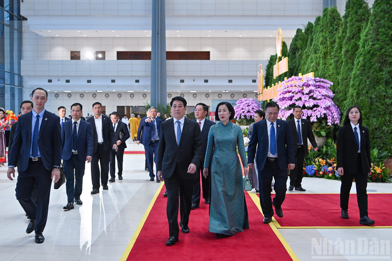 State President Luong Cuong and Spouse attended the banquet. State President Luong Cuong and Spouse attended the banquet.