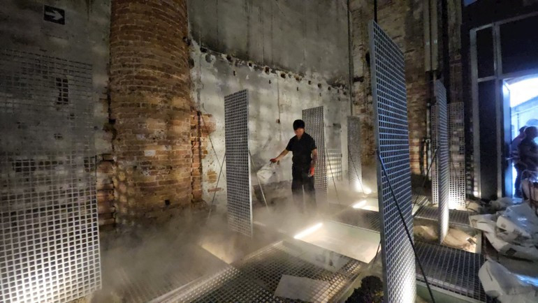 The exhibition space of the project was once shown at Gia Lam Train Factory, Ha Noi, 2023, at the Biennale (Photo provided by the architect.) img-9495-7665-756.jpg