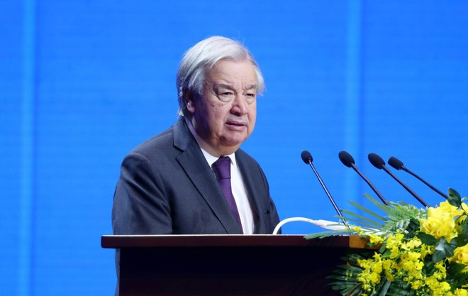 UN Secretary-General António Guterres speaks at the signing ceremony. (Photo: VNA) vna-potal-khai-mac-trong-the-le-mo-ky-cong-uoc-ha-noi-8361802-1.jpg