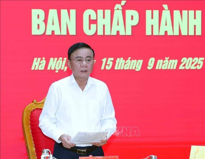 Politburo member and permanent member of the Party Central Committee’s Secretariat Tran Cam Tu chairs the event (Photo: VNA) Politburo member and permanent member of the Party Central Committee’s Secretariat Tran Cam Tu chairs the event (Photo: VNA)