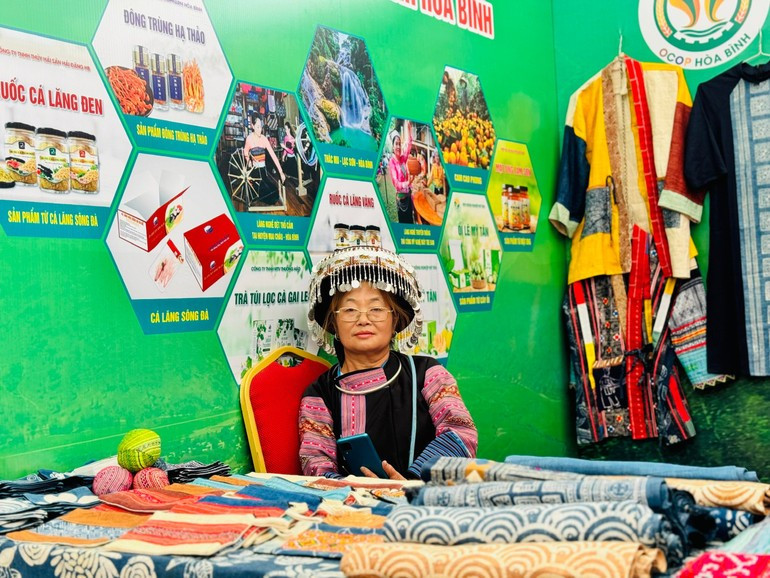 Regarding social policy credit, by June 30, 2025, the total disbursed capital of social policy credit programs reached 82,249 billion VND. (Photo: HNV) tdcs.jpg