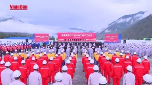 Video: China builds world’s largest hydropower dam, worth nearly 170 billion USD