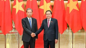 Vietnamese National Assembly Chairman Tran Thanh Man and Chairman of the Standing Committee of the National People’s Congress (NPC) of China Zhao Leji at their meeting in Ha Noi on August 31. (Photo: NDO)