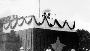 On the morning of September 2, 1945, at the historic Ba Dinh Square, President Ho Chi Minh read the Declaration of Independence, proclaiming the founding of the Democratic Republic of Viet Nam. (Photo: VNA)