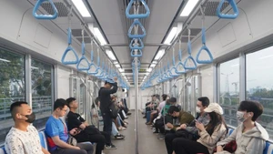 Passengers of the Ho Chi Minh City Metro are now allowed to bring folding bikes to the trains.