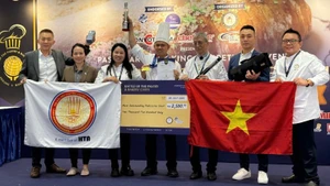 The Vietnamese delegation at the competition.