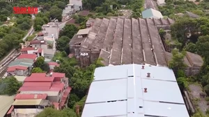 Video: Ha Noi moves 66 industrial facilities and offices out of inner city 