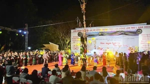 The vibrant cultural colours of Lam Dong’s ethnic minority groups are preserved and passed on within community cultural spaces.