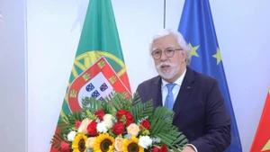 Portuguese Ambassador Joaquim Alberto de Sousa Moreira de Lemos speaks at the event. (Photo: baoquocte.vn)