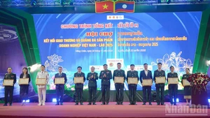 The closing ceremony of the Viet Nam-Laos trade fair in Vientiane.