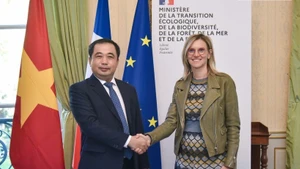 Vietnamese Acting Minister of Agriculture and Environment Tran Duc Thang and Agnes Pannier-Runacher, French Minister for Ecological Transition, Biodiversity, Forests, the Sea and Fisheries. 