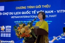 Nguyen Thi Hoa Mai, Deputy Director of the Viet Nam National Authority of Tourism, speaks at a briefing in Ha Noi (Photo: VNA)