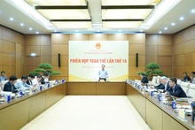 The 16th plenary session of the Committee for Economic and Financial Affairs is held in December 2025. (Photo: quochoi.vn)