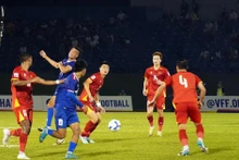 On October 9, 2025, Viet Nam defeated Nepal 3-1 in their first-leg match of the AFC Asian Cup 2027 qualification at Binh Duong Stadium. (Photo: VNA)