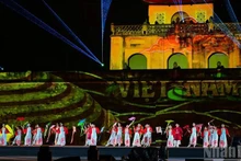 The opening ceremony of the first Thang Long – Ha Noi Festival 2025 was held on the evening of November 7. (Photo: Bao Long/NDO)