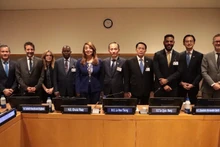 Comrade Le Hoai Trung, Secretary of the Party Central Committee, Acting Minister of Foreign Affairs together with international representatives, attended the opening ceremony for the signing of the Ha Noi Convention at the High-Level Week of the 80th Session of the United Nations General Assembly, September 22, 2025. (Photo: VNA)