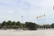 The main stage area at Quang Ngai Provincial Square, where the “Marching Forward with Viet Nam” event will take place (Photo: NDO)