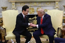 President Lee Jae Myung (left) met US President Donald Trump in Washington, D.C., on August 25, 2025. (Photo: YONHAP/VNA)