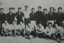 Image of the Hai Phong football team during a friendly match with sailors aboard the French Warship Dumont d’Urville. (Source: file photo)