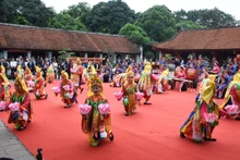 Hue Royal Court Music was performed on the occasion of General Secretary To Lam and his spouse Ngo Phuong Ly accompanying French President Emmanuel Macron and his spouse Brigitte Macron during their visit to the Temple of Literature - Quoc Tu Giam on May 26, 2025. (Photo: NDO)