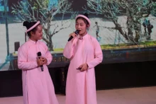 Contestants at the Vietnamese eloquent finals for foreigners (Photo: VNA)
